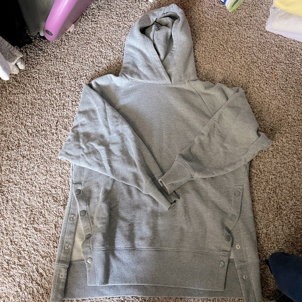 Great aerie hoodie with side snaps
